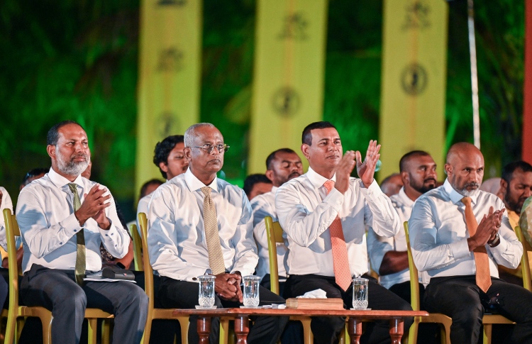 ރައީސްގެ ވައުދު؛ ތިނަދޫ ފަޅުގައި އެއާޕޯޓެއް