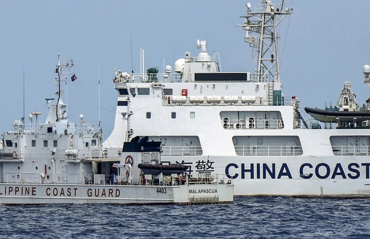 ޗައިނާ ކުރެހި ކަނޑުގެ ޗާޓަށް މެލޭޝިޔާ ދެކޮޅު ހަދައިފި