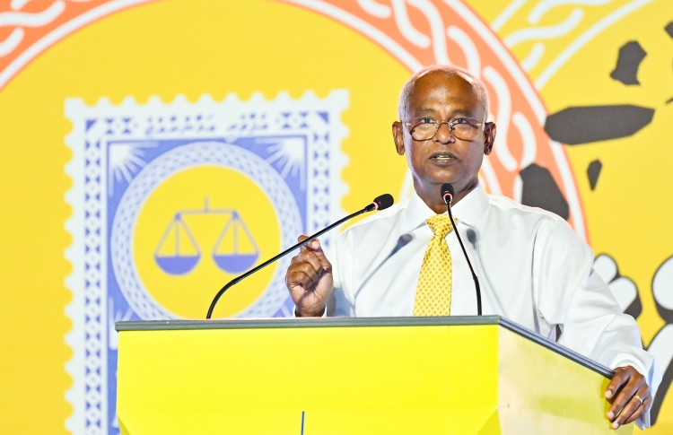 ގޯތިދީ ނިންމާނަން، އެއަކު މައްސަލައެއް ނެތް: ރައީސް