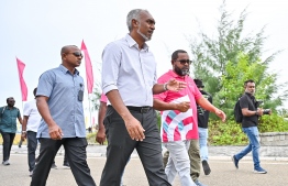 Dr. Muizzu visits Thaa atoll Vilufushi; he promised to develop an airport and establish modern hospital on the island-- Photo: Fayaz Moosa | Mihaaru