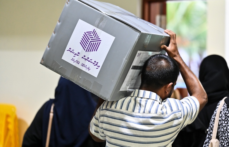 ވޯޓުލާ ވަގުތު 5:30 އާ ހަމައަށް އިތުރުކޮށްފި