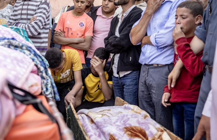 މޮރޮކޯ ބިންހެލުމުގައި މަރުވި މީހުން 2،000 އަށް