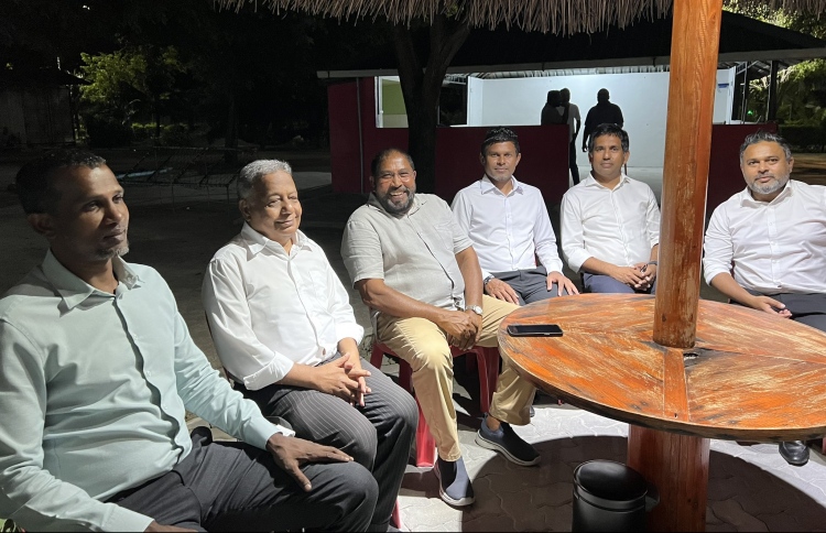 ކޯލިޝަން ހެދުމުގެ މަޝްވަރާއަށް ޕީޕީއެމުން ގާސިމް ގާތަށް