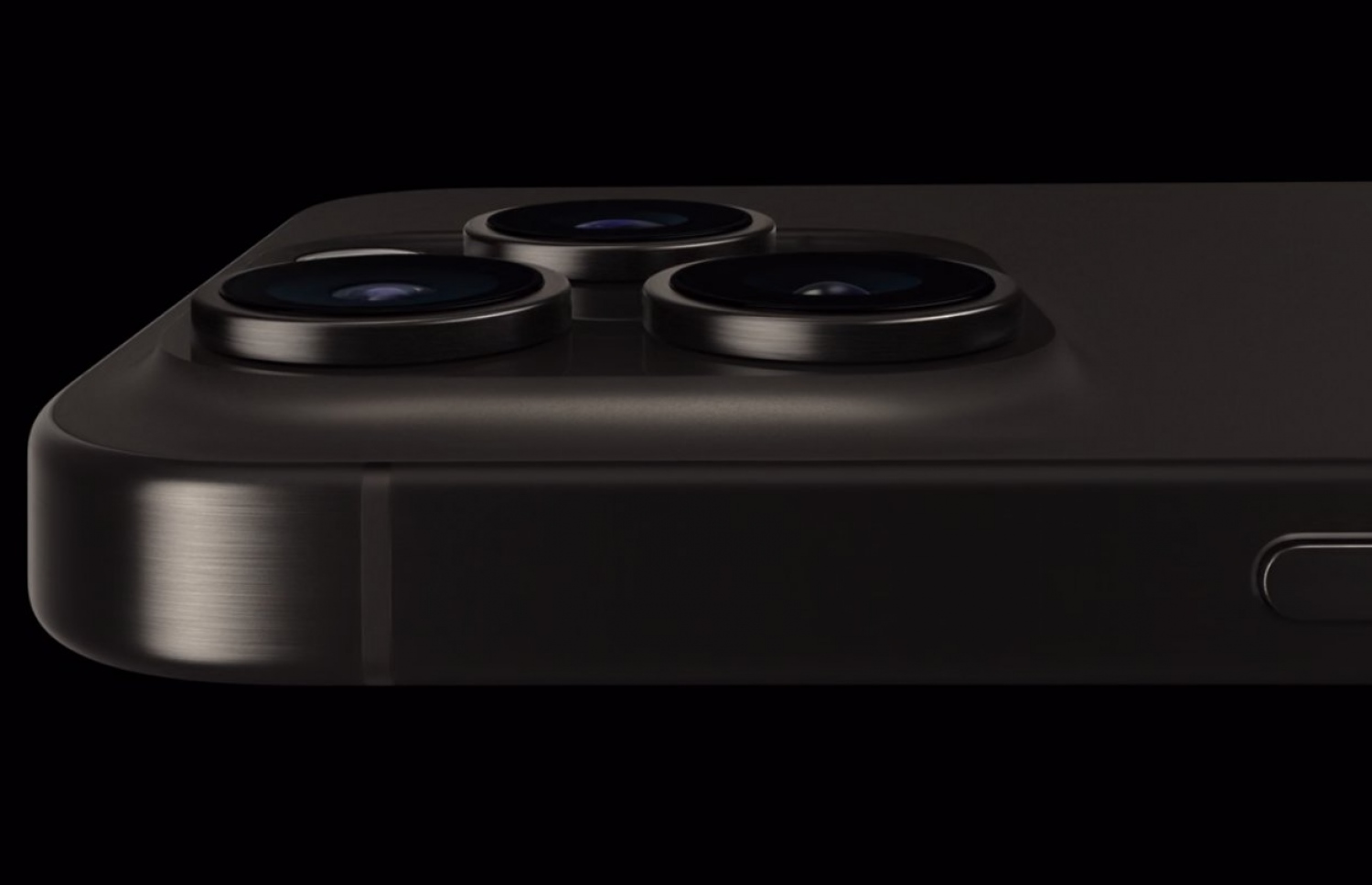 އައިފޯން 15 ގެ އެކްޝަން ބަޓަން