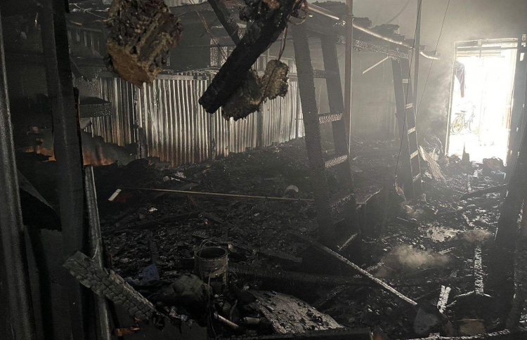 ކުޅުދުއްފުށީގައި ބިދޭސީން ތިބޭ ބްލޮކެއް އަނދާ އަޅިއަށް