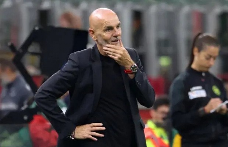 އިންޓަ އަތުން ވިދިވިދިގެން ފަސް މެޗުން މިލާން ބަލި