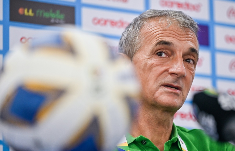 ވާދަވެރި މެޗުތަކެއް ނުލިބުމުން މިލޯގެ ކަންބޮޑުވުން