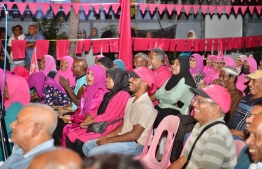 Supporters of Dr. Muizzu at the campaign event held in Kamadhoo.