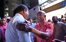 President Ibrahim Mohamed Solih welcomes Ameen, who was the running mate of Jumhooree Party (JP) leader Qasim Ibrahim in the first round of the presidential election-- Photo: MDP