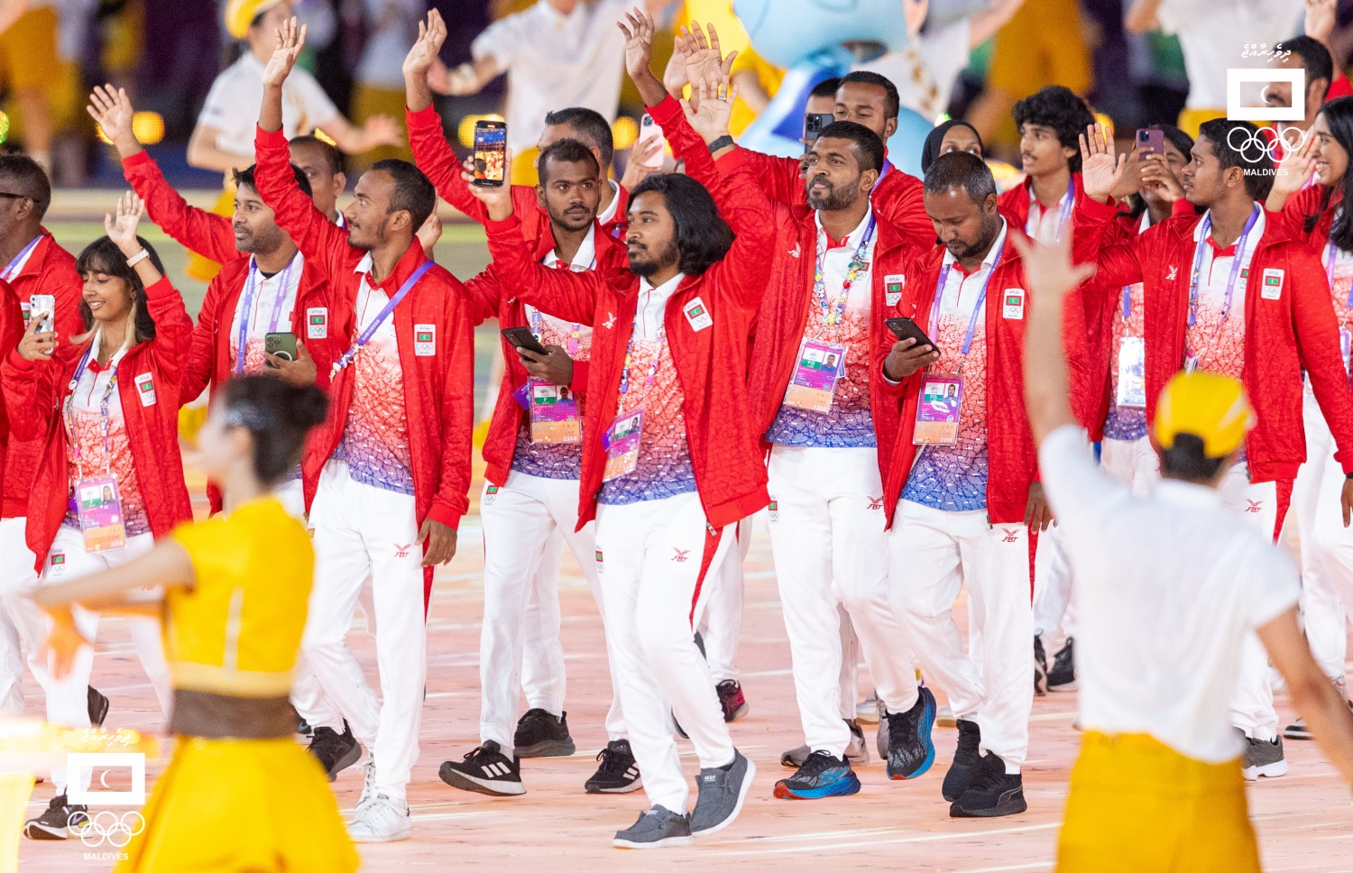 ރާއްޖޭގެ ކޮންޓިންޖެންޓު އޭޝިއަން ގޭމްސް ރަސްމީކޮށް ހުޅުވުމުގެ ރަސްމިއްޔާތުގައި.-- ފޮޓޯ: ނައުޝަމް ވަހީދު/ އެމްއޯސީ