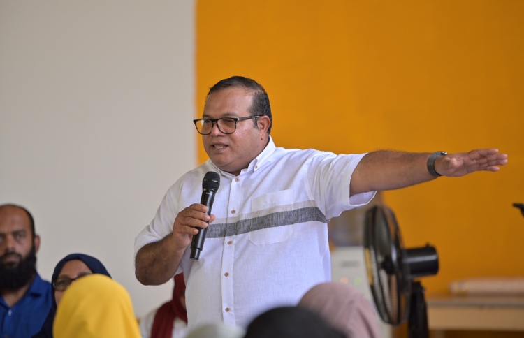 "އައްޑުއަށް ވަށައިޖެހޭ ތަރައްގީއެއް ގެންނަވަނީ ރައީސް"