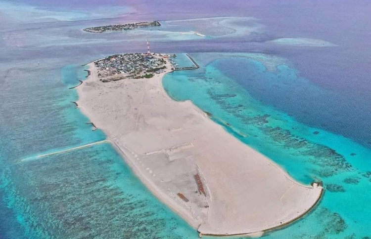 ދިއްގަރަށް ބިން ދެގުނަކޮށްފި، ތަރައްގީކުރެވޭނީ ރައީސަށް