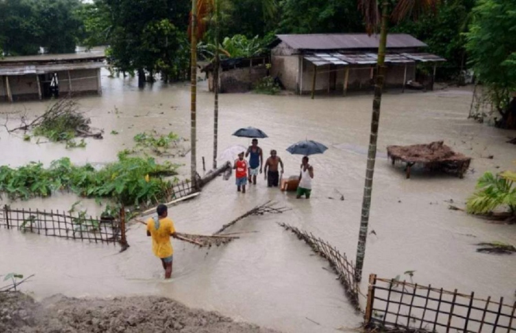 ސިއްކިމްގައި ފެންބޮޑުވެ 100 މީހުން ގެއްލިއްޖެ