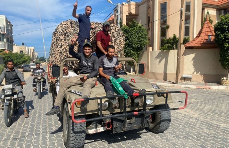 ގިނަ އަދަދަކަށް އިޒްރޭލްގެ ސިފައިން އަތުލައިގެންފި