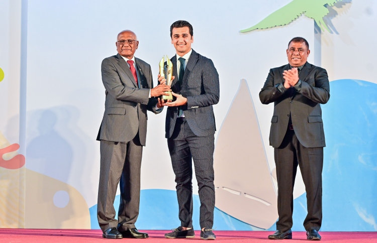 އެންމެ މޮޅު ރިސޯޓަކަށް ޖޯލި މުރަވަންދޫ ހޮވައިފި