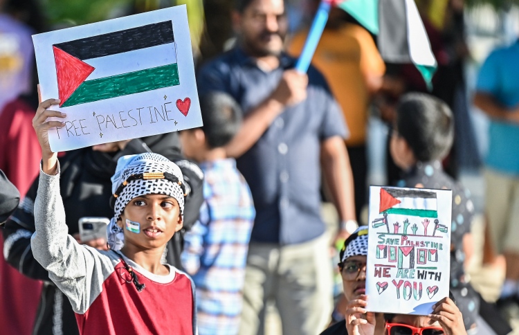 އިޒްރޭލު މީހުންނާއި އިމްޕޯޓު މަނާކުރަން ގޮވާލައިފި