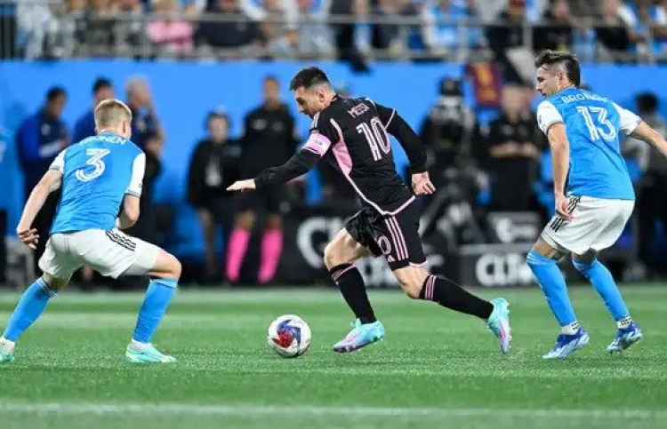 މެސީއަށް ސީޒަން ނިމުނީ ފަހު މެޗުން ވެސް ބަލިވެގެން