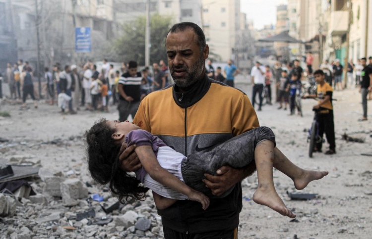 ދެކުނު އެފްރިކާއިން އިޒްރޭލު ގޮވައިގެން ކޯޓަށް