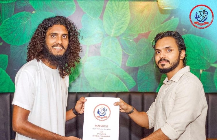 ދެވަނަ ޑިވިޝަނުގައި ކުޅެން އިއްބެ މަސްއޮޑި އަށް