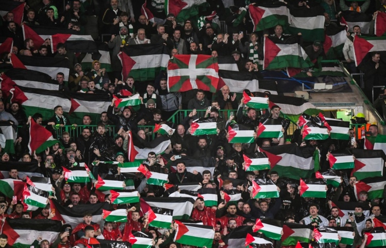 ސެލްޓިކް ސަޕޯޓަރުން ފަލަސްތީނު ދިދައިން ދަނޑުފުރާލައިފި