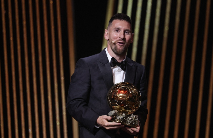 ބެލޮންޑިއޯ އެވޯޑް އަށްވަނަ ފަހަރަށް މެސީ އަށް