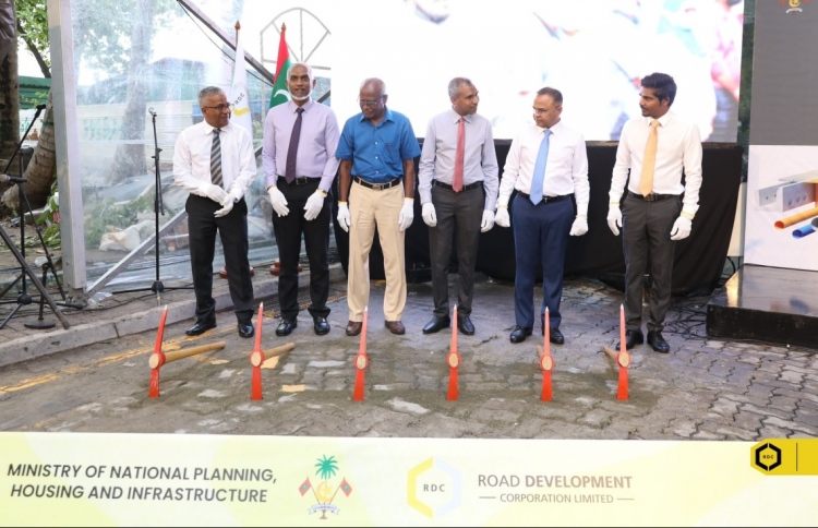 އަމީނީމަގުގެ ބާކީ ބައި ނިންމަވާނީ މުއިއްޒު: އަކްރަމް