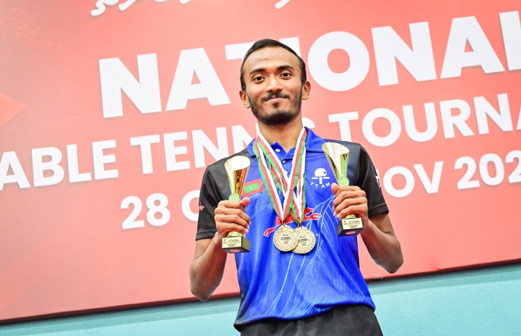 މުންސިފް ބަލިކޮށް ގައުމީ ތަށި ޝައްފާން ދިފާއުކޮށްފި