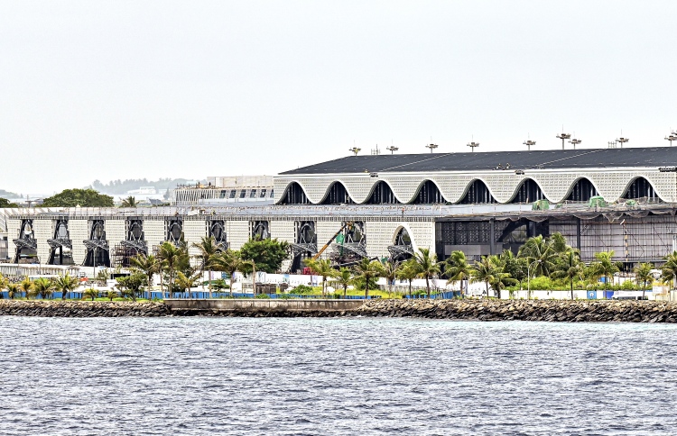 މި ޓާމިނަލް ނުނިންމައި އެހެން ކަމެއް ކުރާނެކަމެއް ނެތް