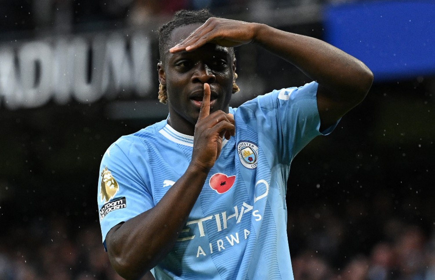 ސިޓީ އަށް ލީޑު ނަގައިދިން ގޯލު ޖެހުމަށް ފަހު ޑޯކޫ އުފާފާޅު ކުރަނީ.-- ފޮޓޯ: އޭއެފްޕީ