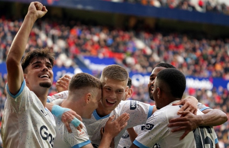 އެއްވަނައިގައި ރެއާލް އާއި ބާސާ އެއް ނޫން، ޖިރޯނާ