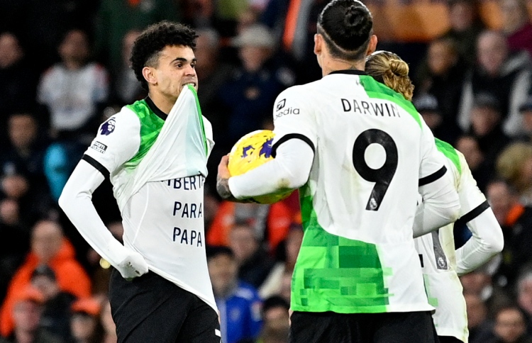 ބައްޕަ ރަހީނުކުރި މީހުންނަށް ޑިއާޒްގެ މެސެޖެއް