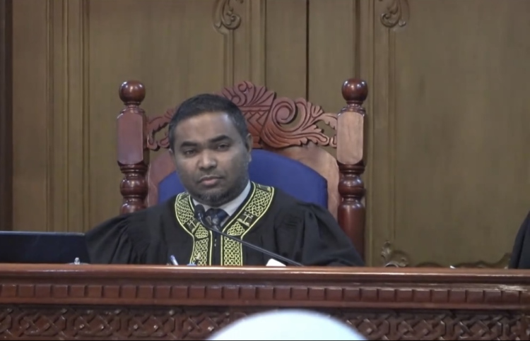 އައިކޮމްގެ ނިންމުންތައް ސުޕްރީމް ކޯޓަށް ނުބެލޭނެ:މަހާޒު