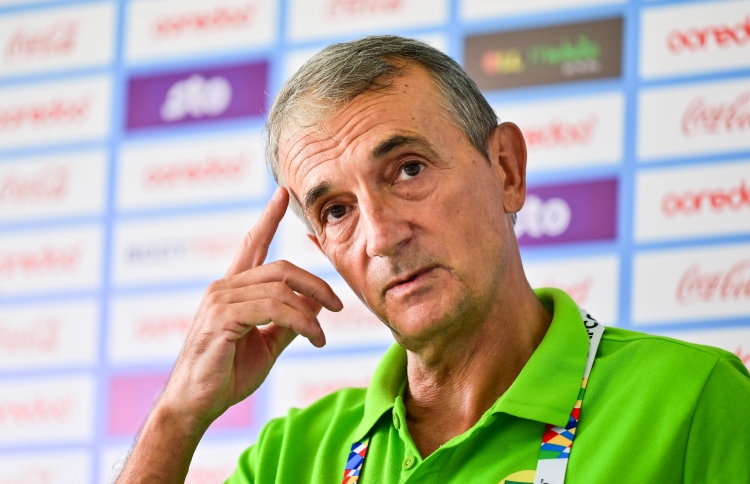 ލީގު ނުކުޅެތީ މާޒިޔާ އަށް އަސަރު ކުރޭ: މިލޯ