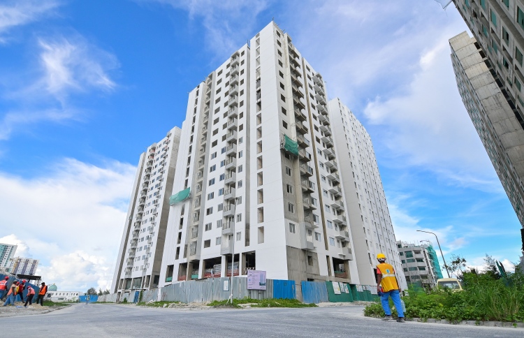 ގެދޮރުވެރިޔާ، ދޮގުވެރިޔަކަށް: މޮޅުގޮތަކީ މިއީ؟