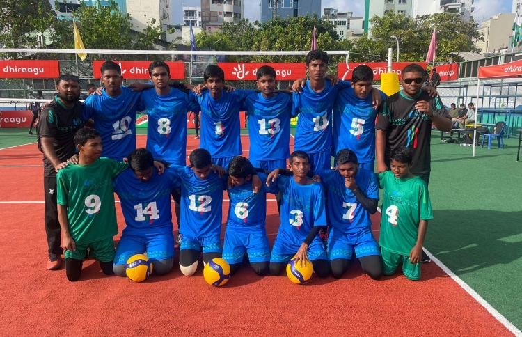 މ. އަތޮޅު ތައުލީމީ މަރުކަޒު ވޮލީގެ ދެ ފައިނަލަށް