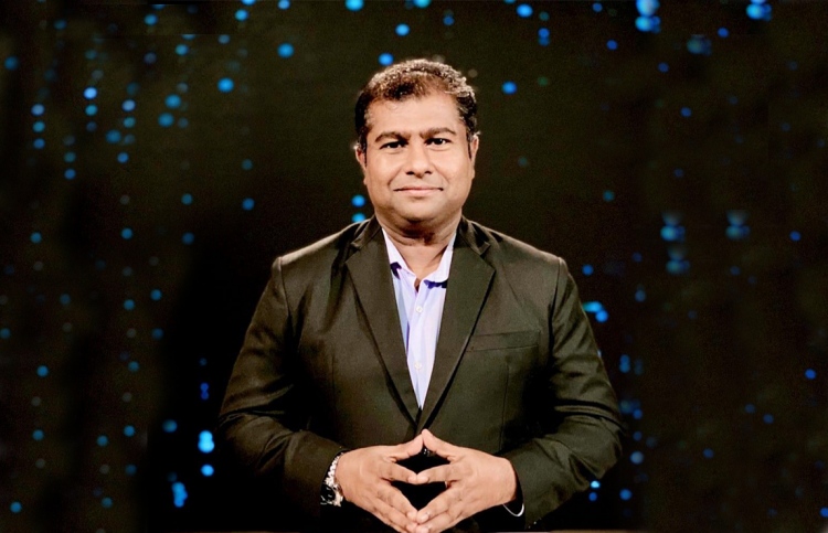 ދިވެހިބަހާއި ސަގާފަތާ ބެހޭ މިނިސްޓަރަކަށް އާދަމް ނަސީރު