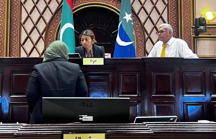 "އީވާ ރިޔާސަތުން ނުފައިބާތީ" ނަޝީދުގެ މައްސަލަ ނުފެށު