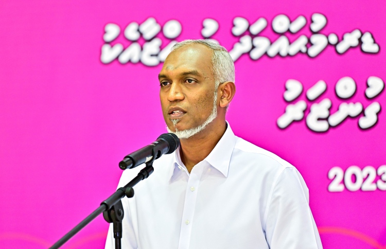 ނޫސްވެރިންގެ ކަންބޮޑުވުމަށް މުއިއްޒުގެ އުއްމީދީ ޖަވާބު