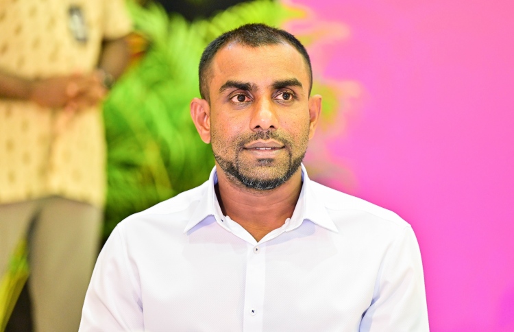 މިއަހަރު 2.3 މިލިއަން ޓޫރިސްޓުން ގެނެވޭނެ: ފައިސަލް