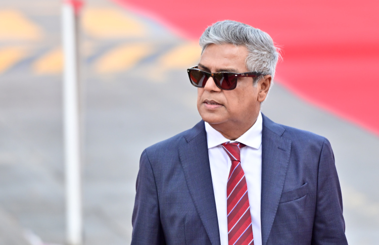 ހެވީލޯޑް ރަށްތައް ވިއްކުން މަޑުޖައްސާލަން އަންގައިފި