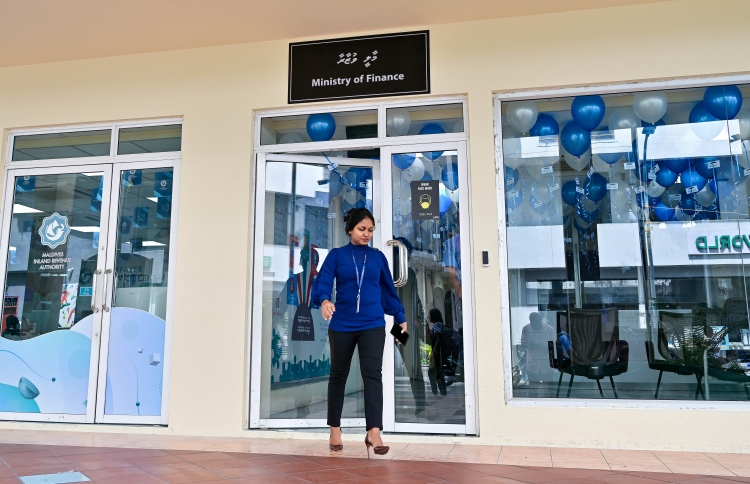 ހަރަދު 23 ޕަސެންޓު ދަށް، އާމްދަނީ 6 ޕަސެންޓު އިތުރު