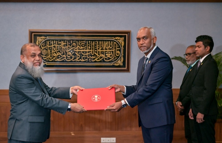 އިސް އިމާމަކަށް ޝެއިހް މުހައްމަދު ލަތީފް