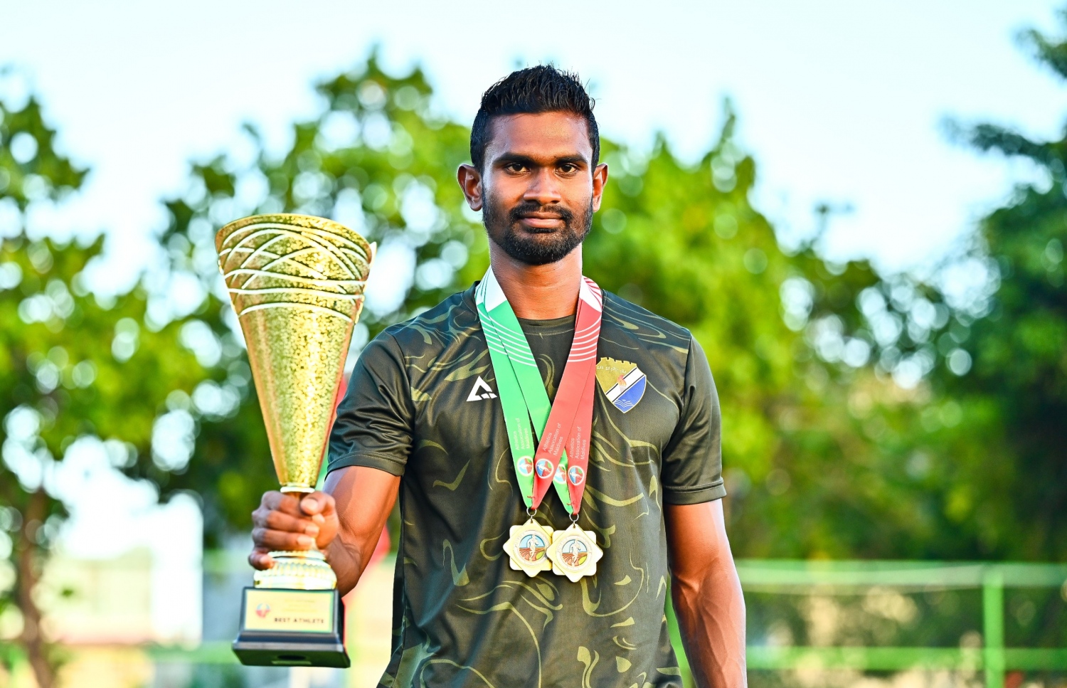 ހަސަން ސާއިދު: ގައުމީ މުބާރާތުގެ އެންމެ މޮޅު އެތުލީޓުގެ އެވޯޑަކީ އޭނާ އާ ރައްޓެހި އެވޯޑް --- ފޮޓޯ: ފަޔާޒު މޫސާ | މިހާރު