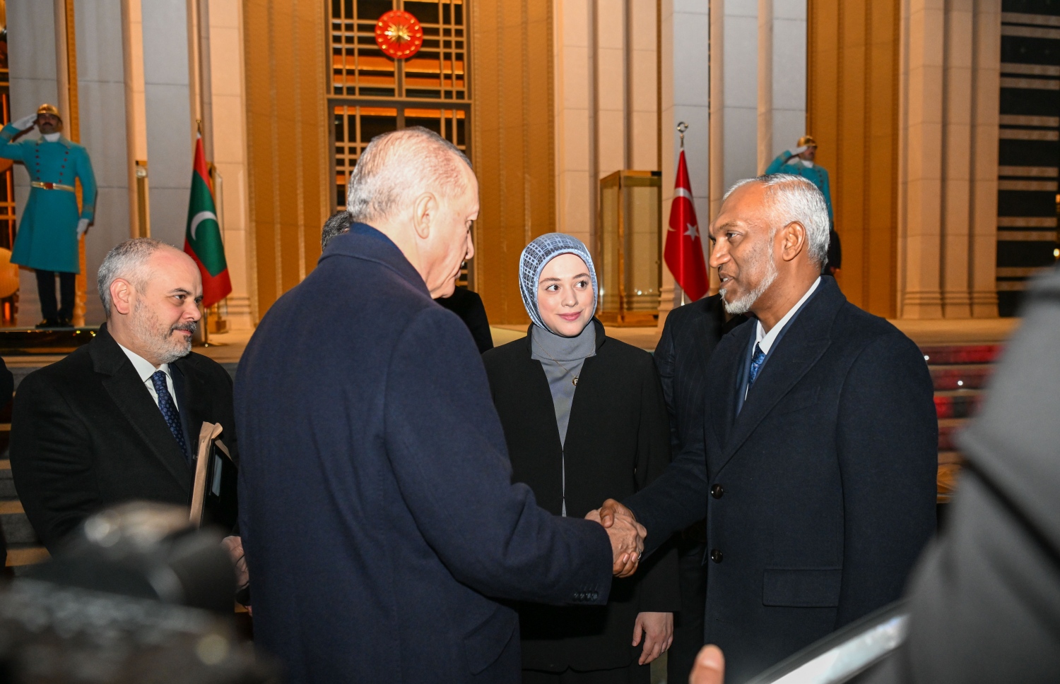 ރައީސް ޑރ. މުއިއްޒު، ތުރުކީގެ ރައީސް އުރުދުޣާންއާ މިއަދު ބައްދަލުކުރައްވަނީ.-- ފޮޓޯ: ރައީސް އޮފީސް