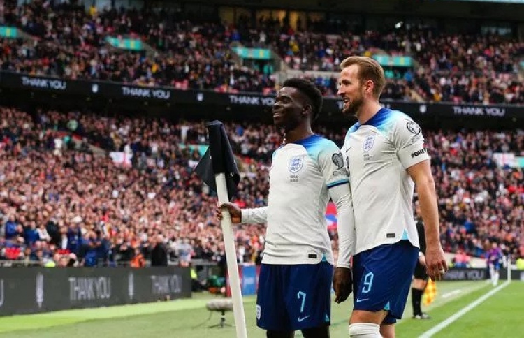 ޔޫރޯއަށް އިންގްލެންޑުން ހޯދަނީ ގޮލްފް ކުޅެވޭނެ ހޮޓަލެއް