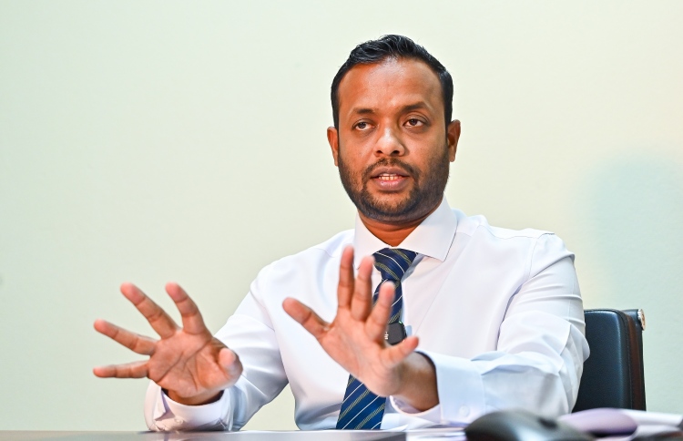 މަސައްކަތްކުރާނީ ތާރީހުގެ ކުރިން ބްރިޖް ނިންމަން