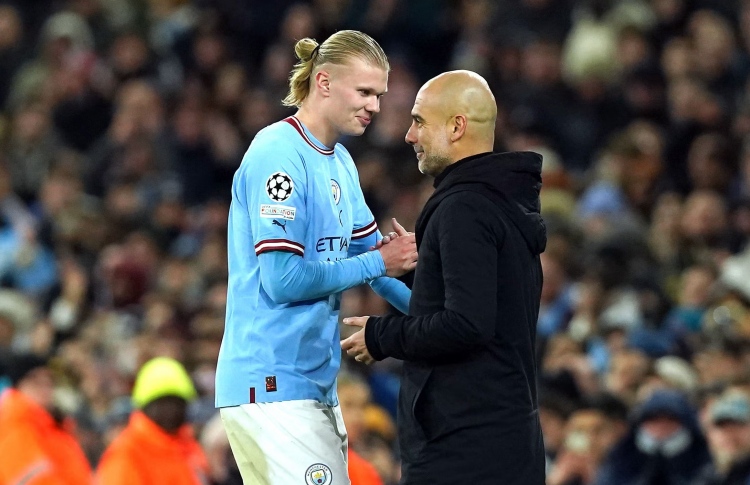 ހާލަންޑަށް ރެކޯޑް، ގާޑިއޯލާގެ އުފާވެރިކަން ބިލިއަނަކަށް