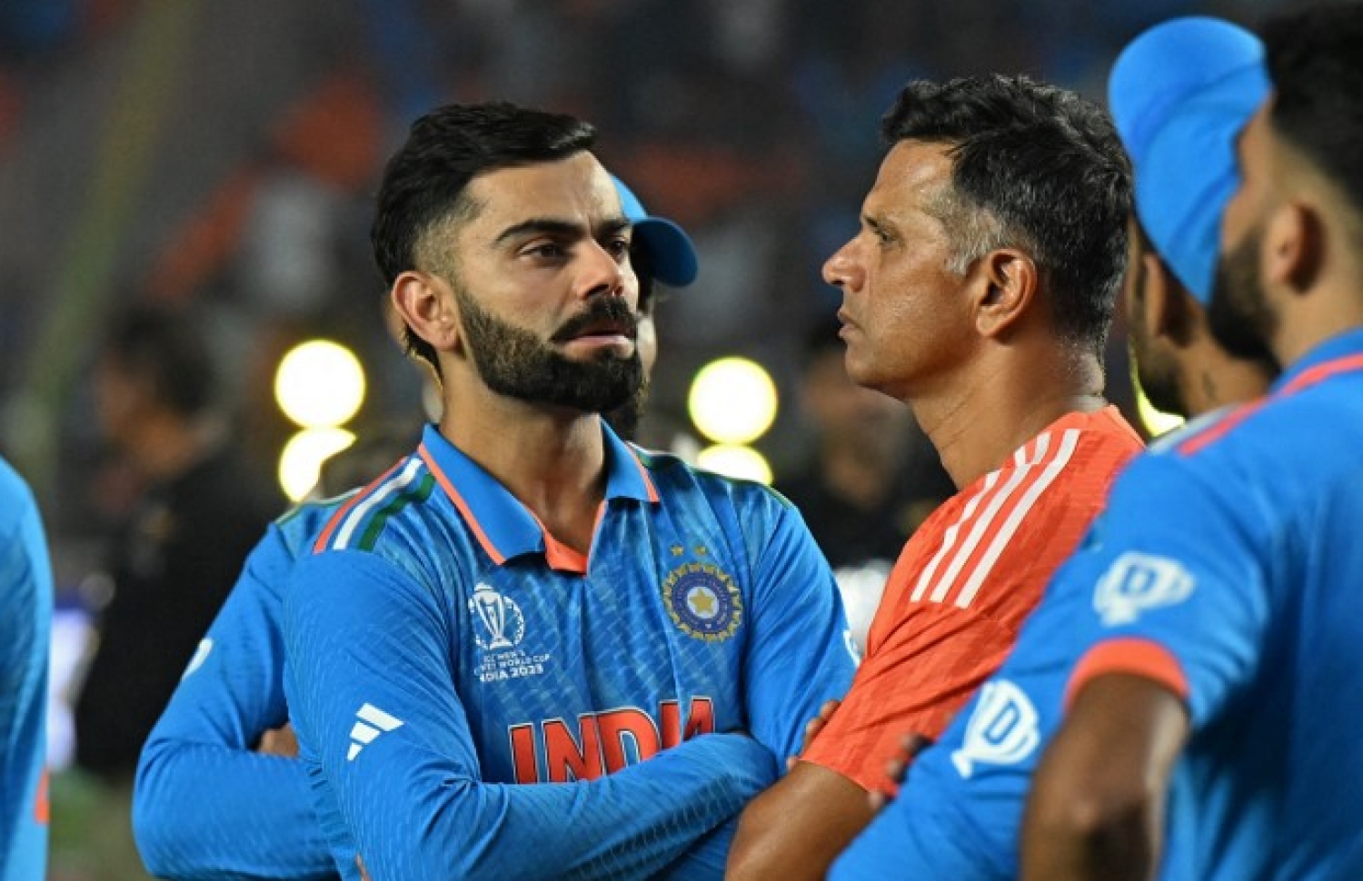 އިންޑިއާގެ ވިރާތު ކޯލީ (ވ) އާއި ޑްރަވިޑް