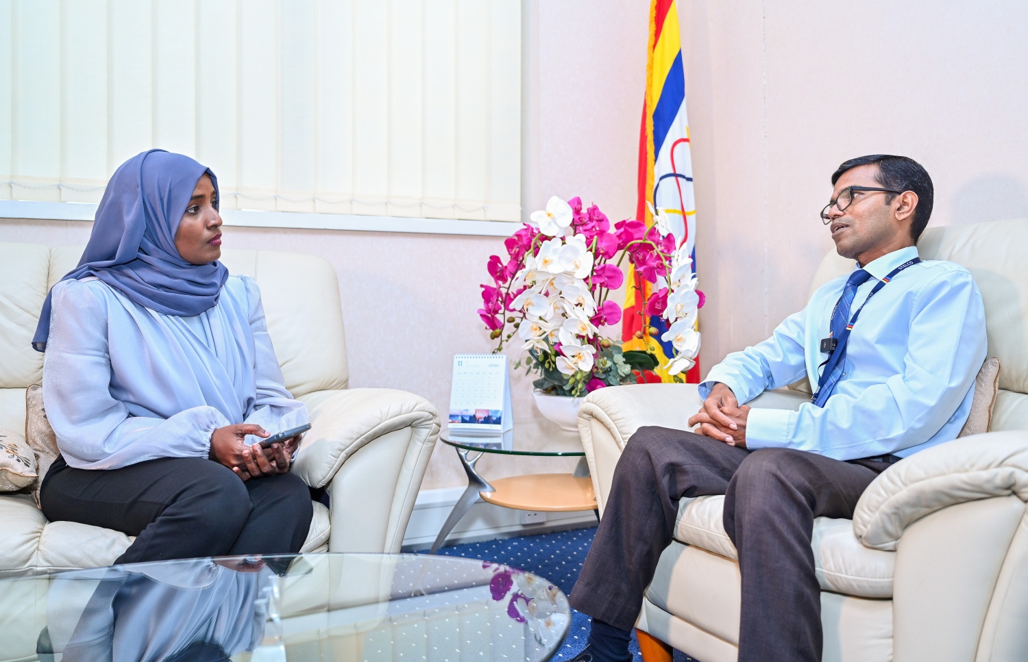 ފަހުމީ "މިހާރު" އާ ވާހަކަދައްކަވަނީ. ކުންފުނީގެ އާމްދަނީ ބޮޑުކޮށް، ފައިދާ އިތުރު ކުރުމަށް ގިނަ މަސައްކަތްތަކެއް ވަނީ ރާވާފައި -- ފޮޓޯ: ފަޔާޒް މޫސާ / މިހާރު