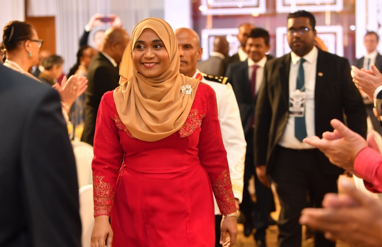 ފަސްޓްލޭޑީއަށް ހެދި އުސޫލާ ގުޅިގެން ސީއެސްސީ ކޮމިޓީއަށް